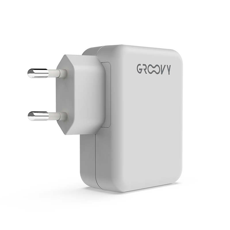 Caricatore 2 USB + 2 USB-C